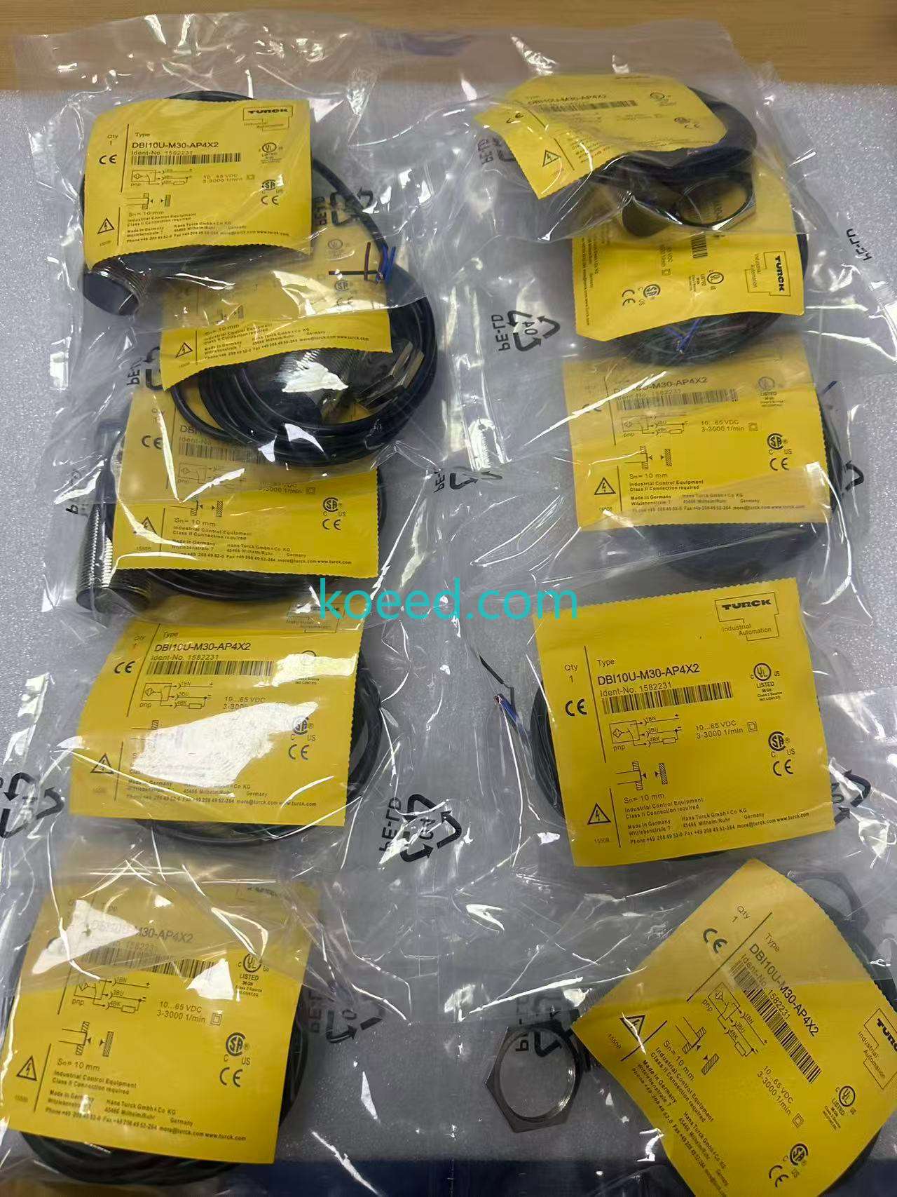 DBI10U-M30-AP4X2 1582231 - Product View